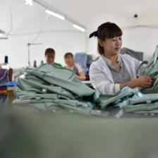 涿鹿箱包加工微工廠 小車間撬動(dòng)大民生，280人年增收2萬元的共富密碼